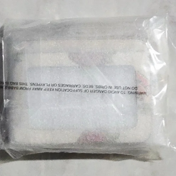 coach Zip Card Case With Strawberry Print car32 - Picture 4 of 4